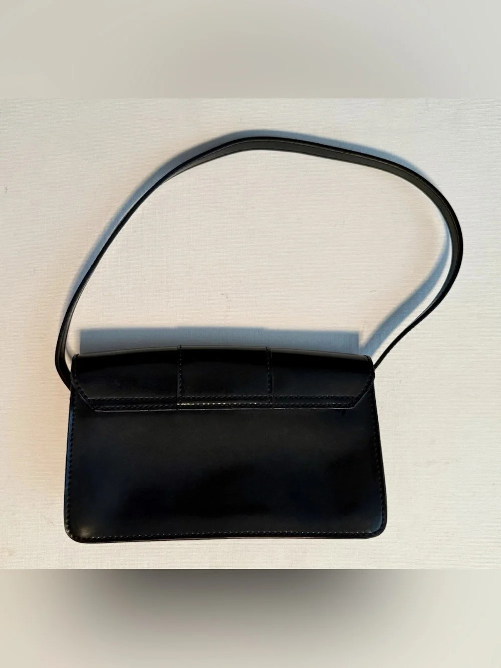 Vintage GUESS Black Shoulder Bag G Logo Buckle Envelope Baguette Y2K Mini Purse